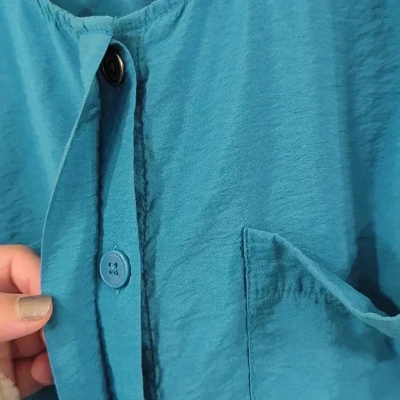 Beverly Drive Button Up Tunic Top size 1X - Picture 5 of 10